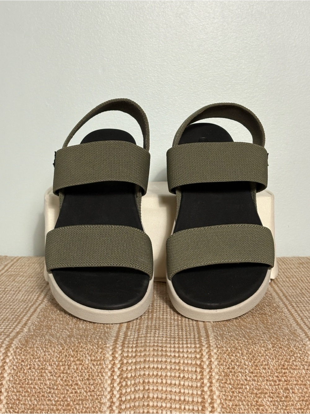 Keen Women’s Elle Backstrap Strap in Dusty Olive, Sporty Platform Wedge—  Size-7